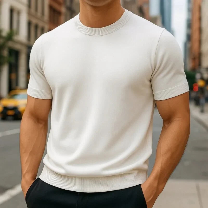 T-Shirt Auro dalla Vestibilità Sartoriale