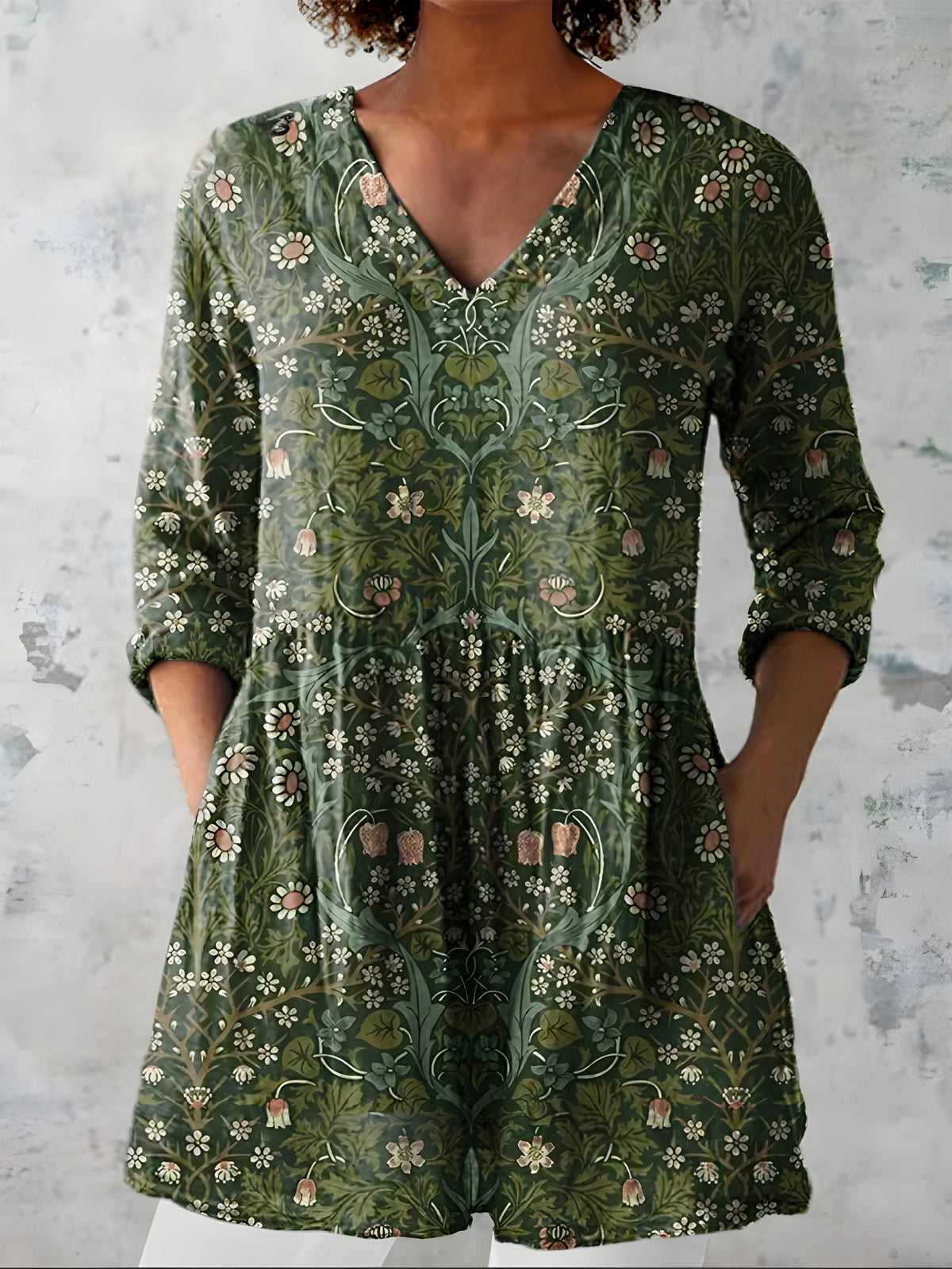 Cecelia | Blusa Lunga con Scollatura a V
