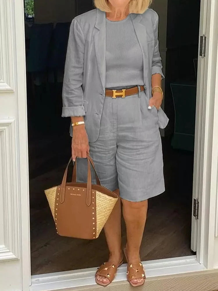 Kathryn™ Chic complete outfit