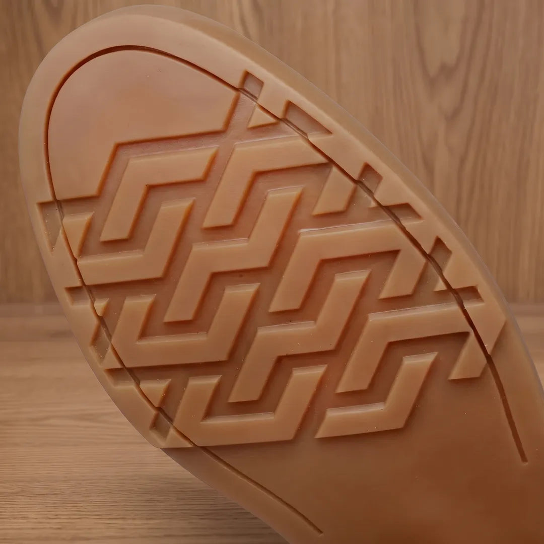 Scarpe Moc-Toe Uomo dal Design Raffinato