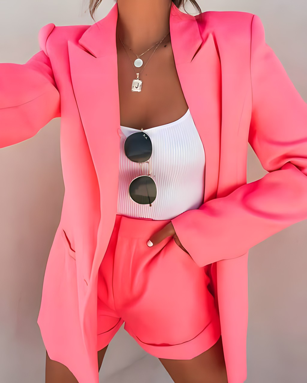 Helene™ Set with blazer and shorts