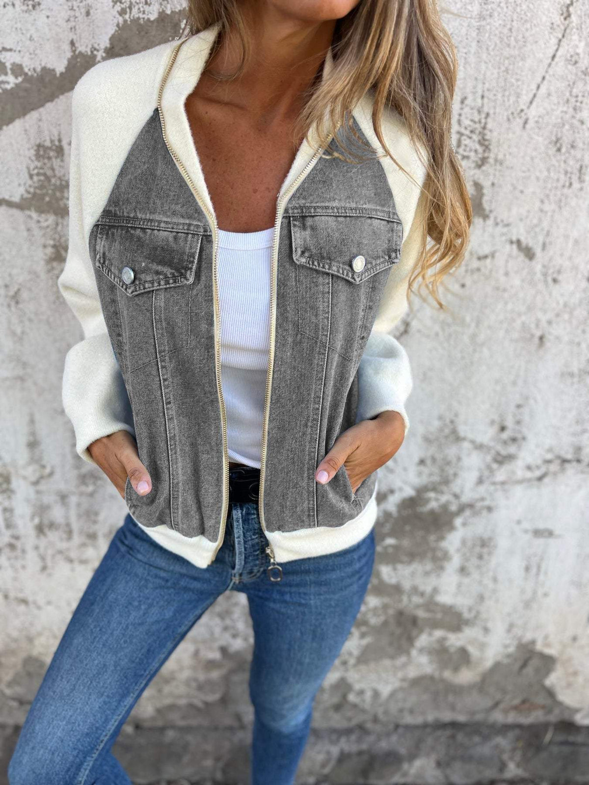 Oliva™ Modern Jacket with Denim Fabric